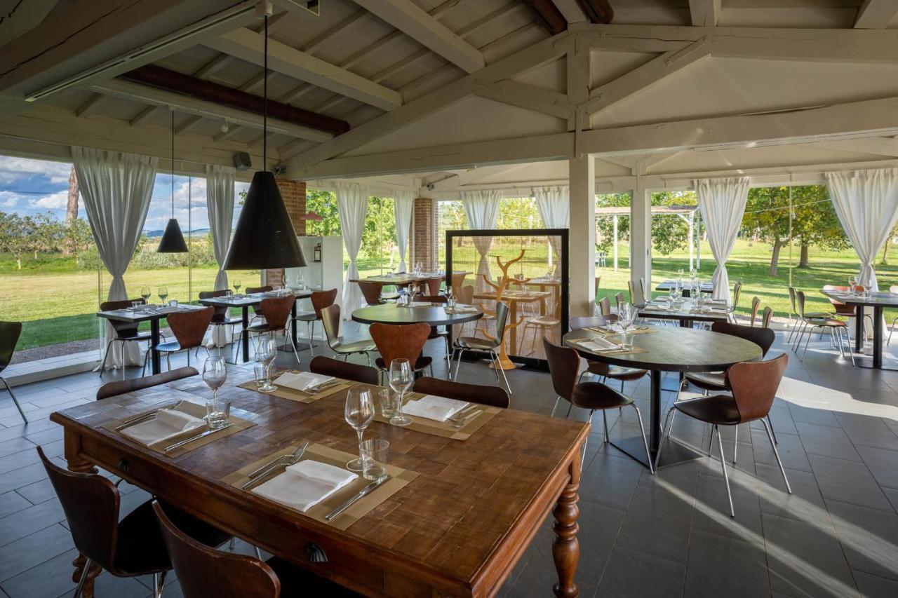 Le Versegge Resort Braccagni Екстер'єр фото