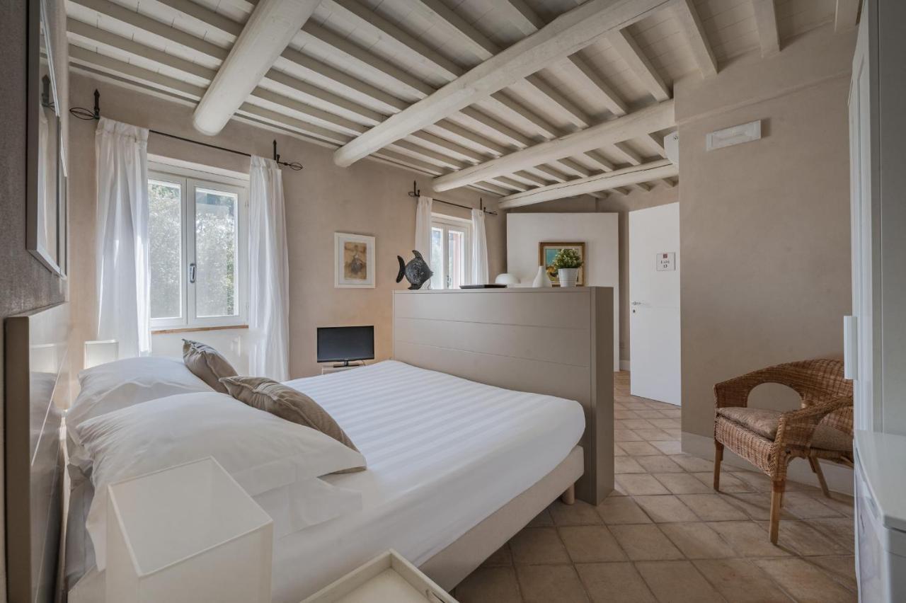Le Versegge Resort Braccagni Екстер'єр фото